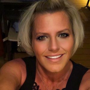 Meet your Posher, Carrie